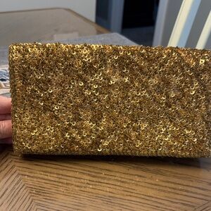 La Regale Gold Sequin Wristlet